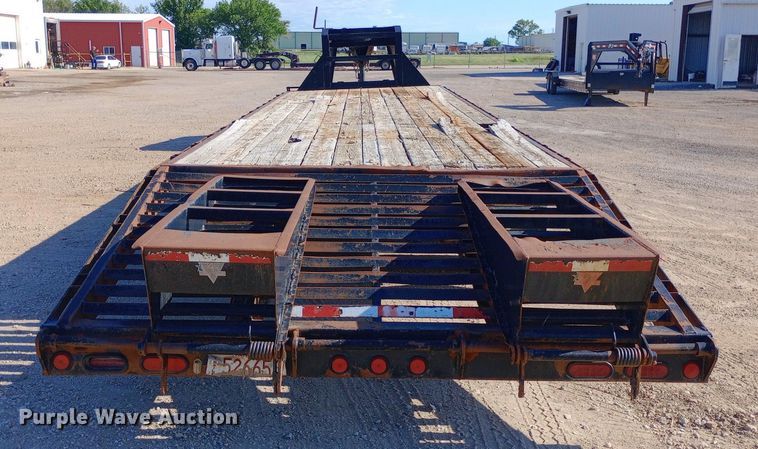 image for item DP1168 2010 PJ equipment trailer