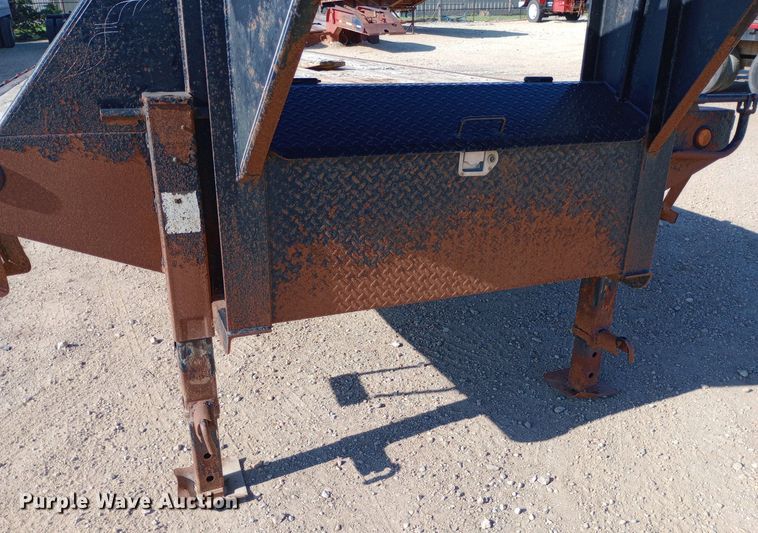 image for item DP1168 2010 PJ equipment trailer