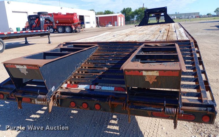image for item DP1168 2010 PJ equipment trailer
