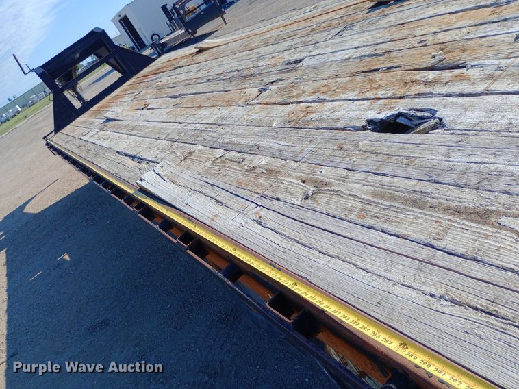 image for item DP1168 2010 PJ equipment trailer