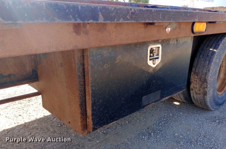 image for item DP1168 2010 PJ equipment trailer