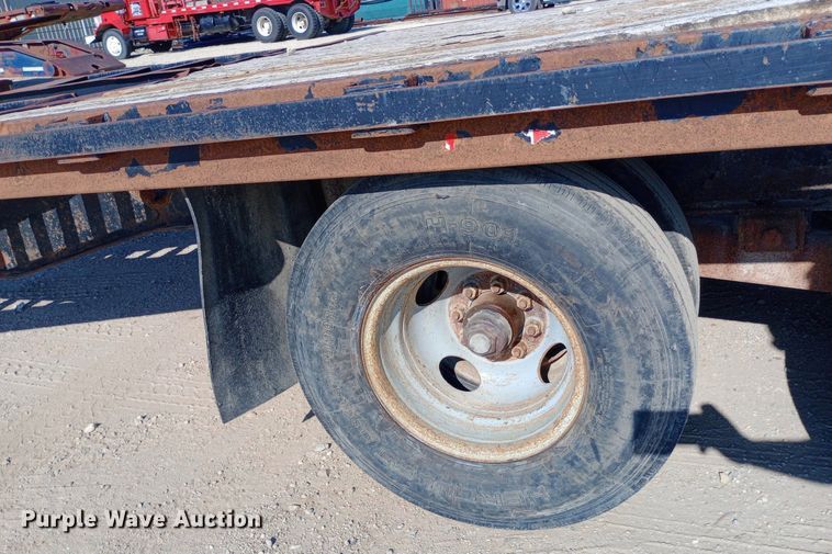 image for item DP1168 2010 PJ equipment trailer