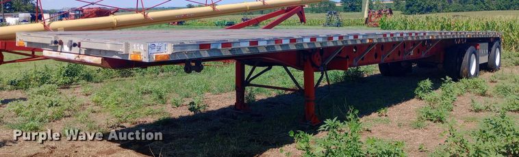 image for item DP1271 1998 Transcraft flatbed trailer