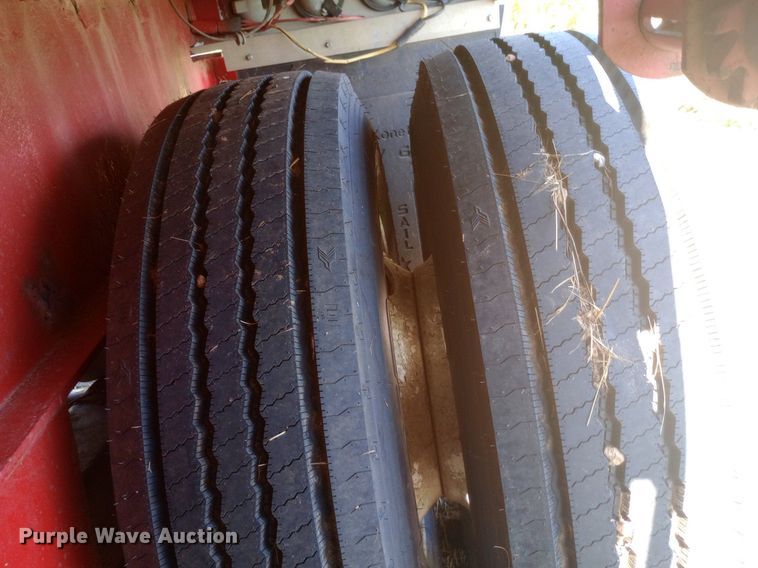 image for item DP1271 1998 Transcraft flatbed trailer