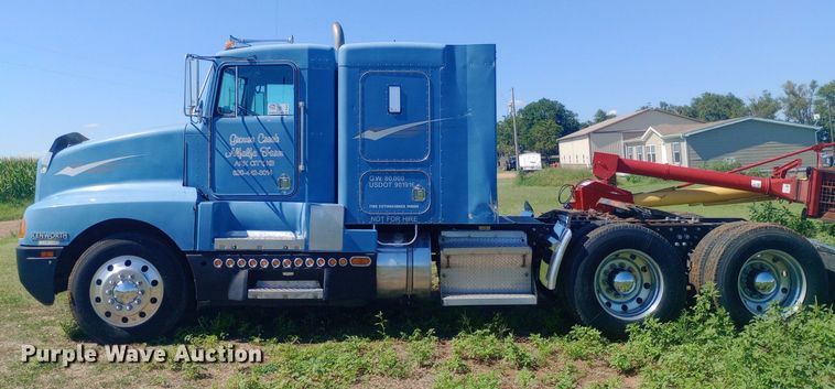 image for item DP1272 1989 Kenworth T660 semi truck