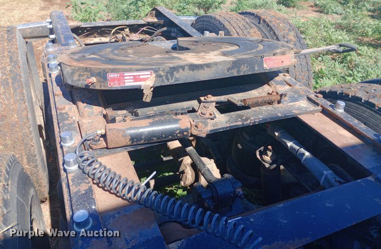 image for item DP1272 1989 Kenworth T660 semi truck