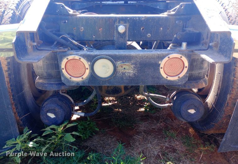 image for item DP1272 1989 Kenworth T660 semi truck