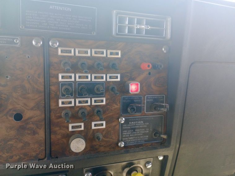 image for item DP1272 1989 Kenworth T660 semi truck