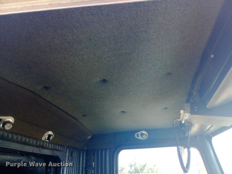 image for item DP1272 1989 Kenworth T660 semi truck