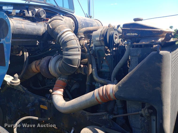 image for item DP1272 1989 Kenworth T660 semi truck