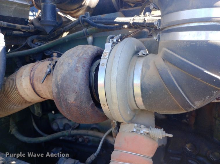 image for item DP1272 1989 Kenworth T660 semi truck