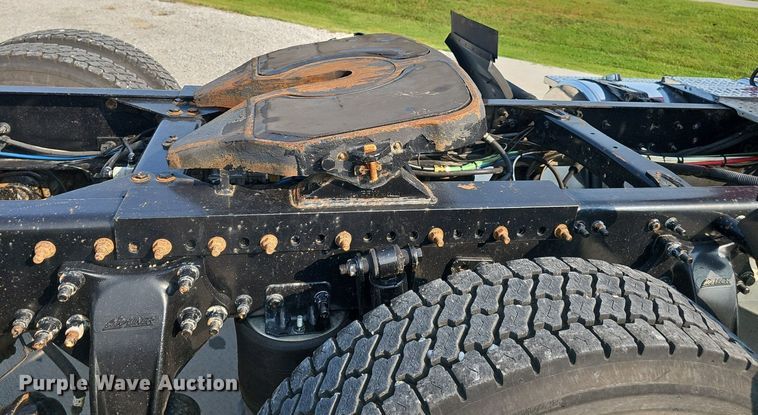 image for item DP6594 2012 Freightliner Cascadia semi truck