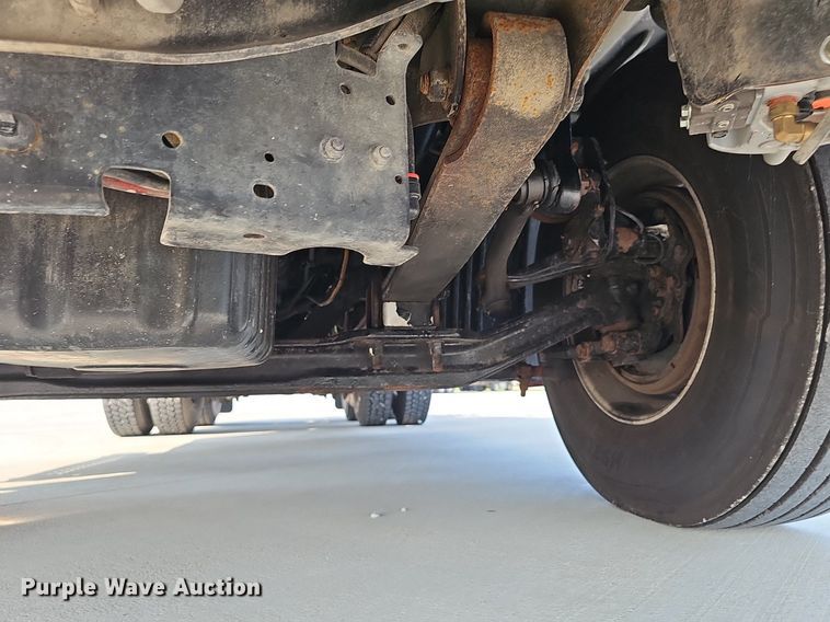 image for item DP6594 2012 Freightliner Cascadia semi truck