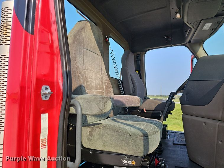 image for item DP6594 2012 Freightliner Cascadia semi truck