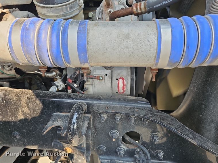 image for item DP6594 2012 Freightliner Cascadia semi truck