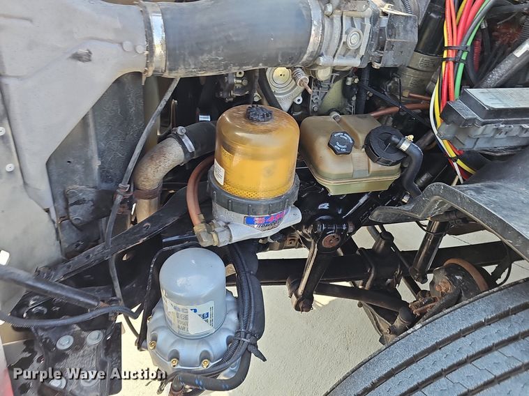 image for item DP6594 2012 Freightliner Cascadia semi truck