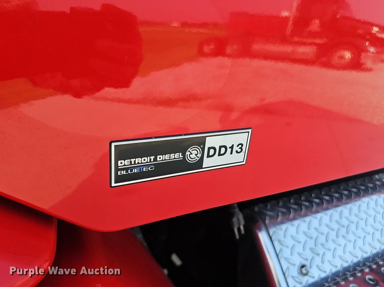 image for item DP6594 2012 Freightliner Cascadia semi truck