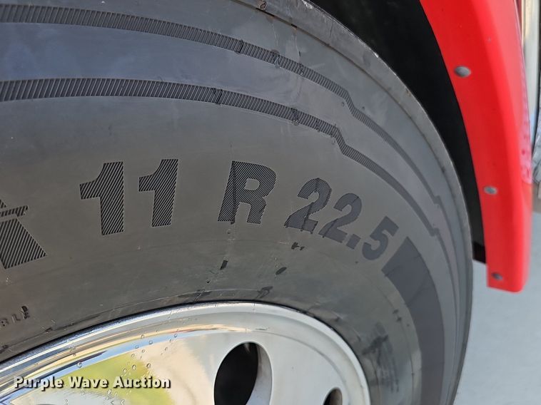 image for item DP6594 2012 Freightliner Cascadia semi truck