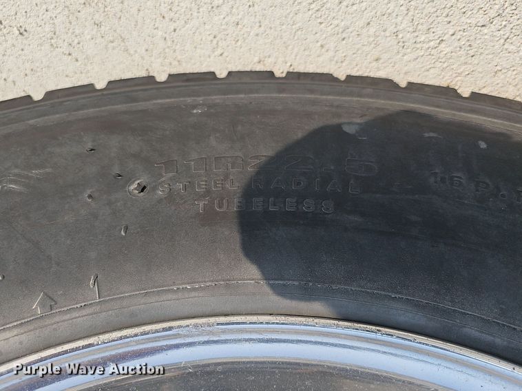 image for item DP6594 2012 Freightliner Cascadia semi truck