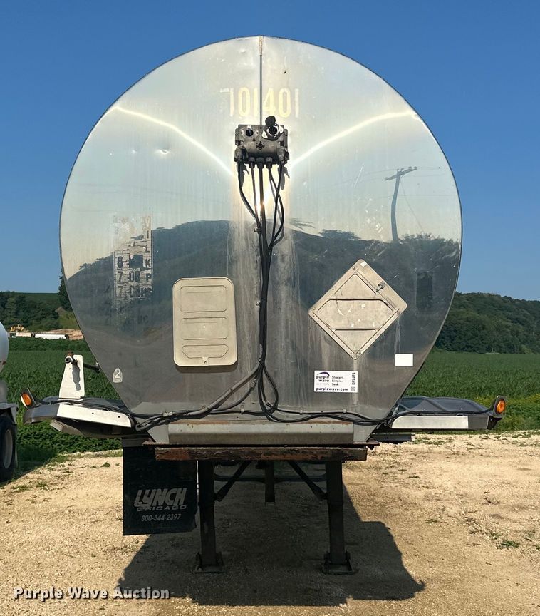 image for item DP8424 1987 Bar-Bel  tank trailer