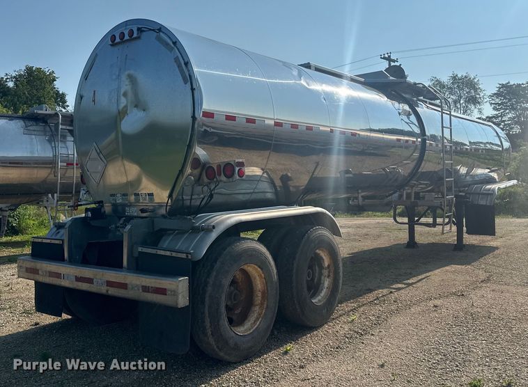 image for item DP8424 1987 Bar-Bel  tank trailer