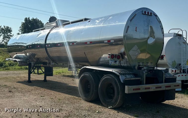 image for item DP8424 1987 Bar-Bel  tank trailer