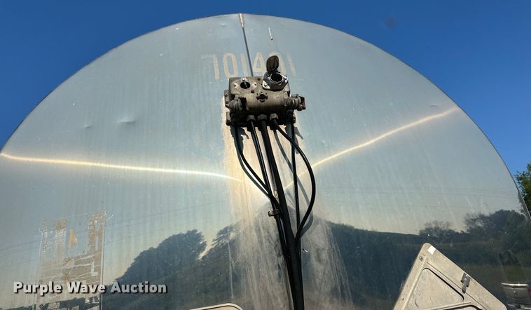 image for item DP8424 1987 Bar-Bel  tank trailer