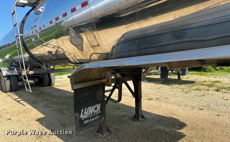 image for item DP8424 1987 Bar-Bel  tank trailer