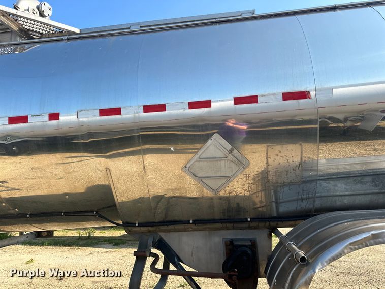 image for item DP8424 1987 Bar-Bel  tank trailer