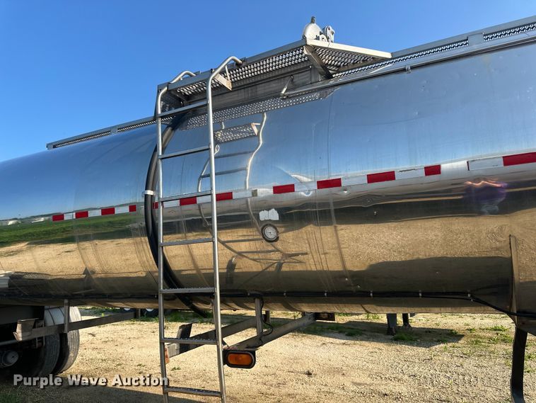 image for item DP8424 1987 Bar-Bel  tank trailer