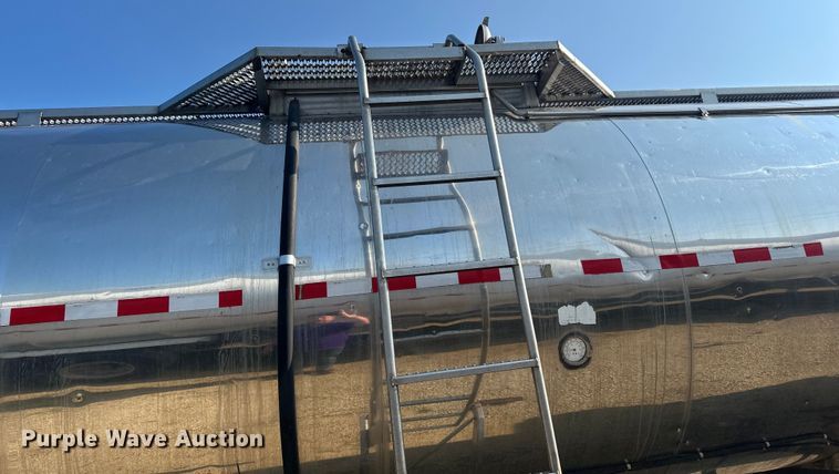 image for item DP8424 1987 Bar-Bel  tank trailer