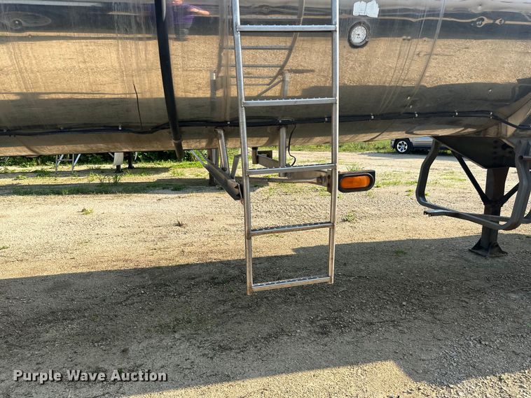 image for item DP8424 1987 Bar-Bel  tank trailer