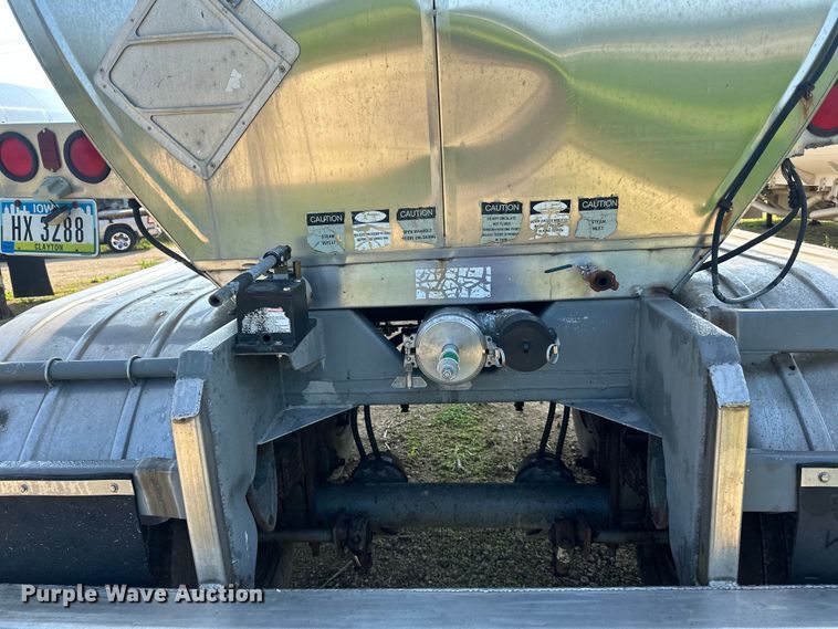 image for item DP8424 1987 Bar-Bel  tank trailer