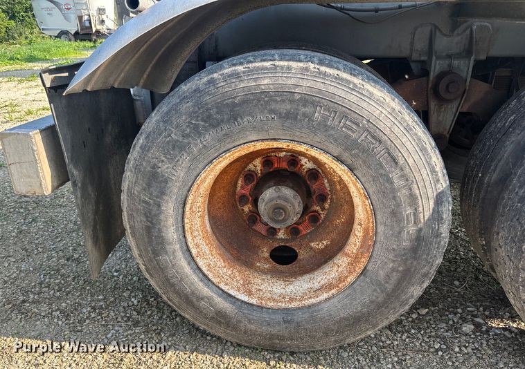 image for item DP8424 1987 Bar-Bel  tank trailer