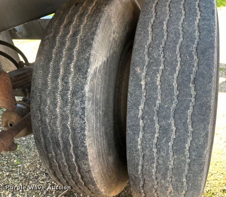 image for item DP8424 1987 Bar-Bel  tank trailer