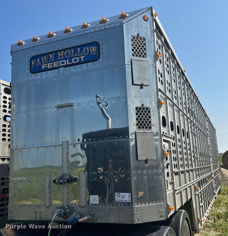 image for item DP8428 2008 Wilson PSDCL-402BP livestock trailer