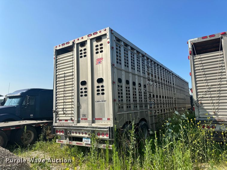 image for item DP8428 2008 Wilson PSDCL-402BP livestock trailer