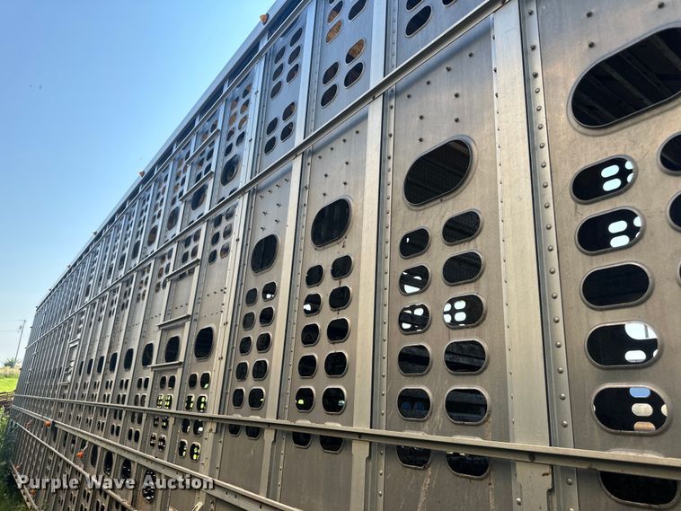 image for item DP8428 2008 Wilson PSDCL-402BP livestock trailer