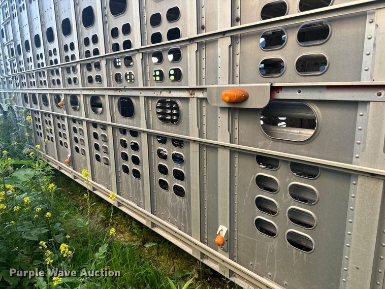 image for item DP8428 2008 Wilson PSDCL-402BP livestock trailer