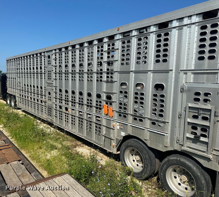image for item DP8428 2008 Wilson PSDCL-402BP livestock trailer