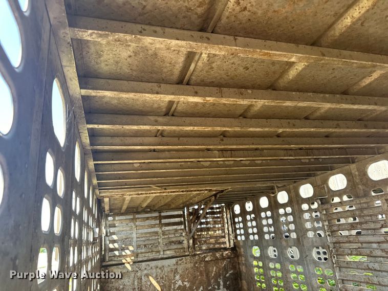 image for item DP8428 2008 Wilson PSDCL-402BP livestock trailer