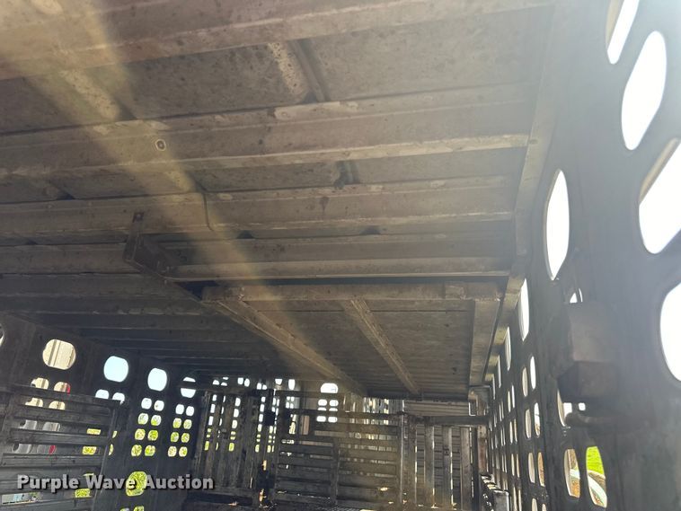 image for item DP8428 2008 Wilson PSDCL-402BP livestock trailer