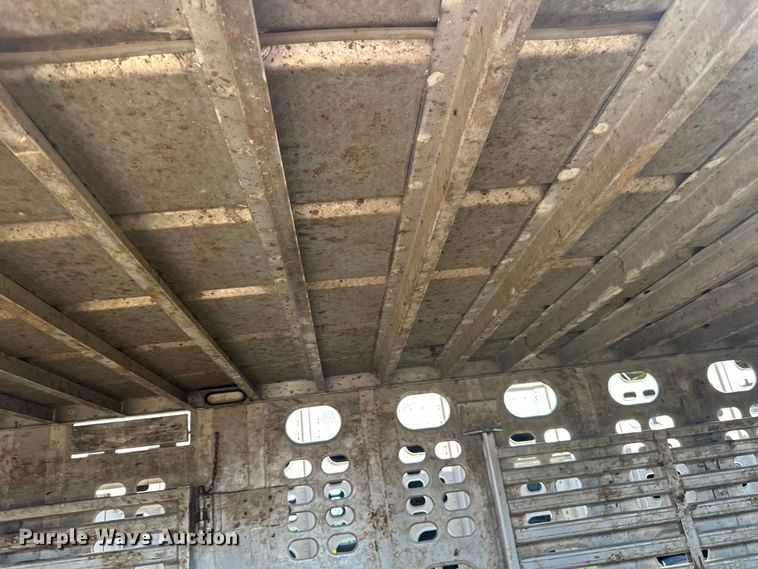 image for item DP8428 2008 Wilson PSDCL-402BP livestock trailer