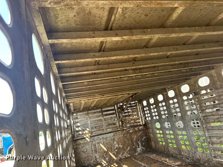 image for item DP8428 2008 Wilson PSDCL-402BP livestock trailer