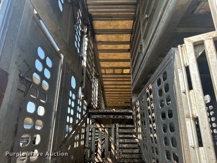 image for item DP8428 2008 Wilson PSDCL-402BP livestock trailer