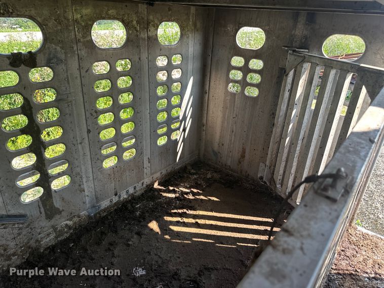 image for item DP8428 2008 Wilson PSDCL-402BP livestock trailer