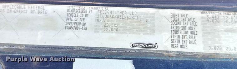 image for item DP8431 2005 Freightliner Columbia semi truck