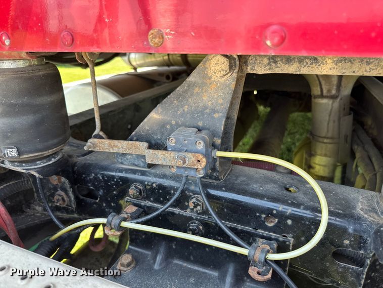 image for item DP8432 2006 Freightliner  Columbia semi truck