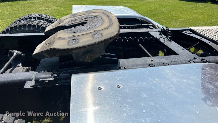 image for item DP8432 2006 Freightliner  Columbia semi truck