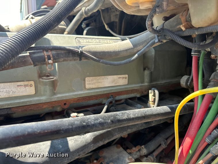 image for item DP8432 2006 Freightliner  Columbia semi truck